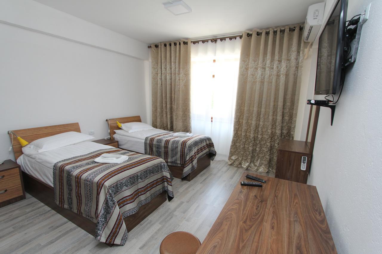 Khorog Lal Hotel المظهر الخارجي الصورة