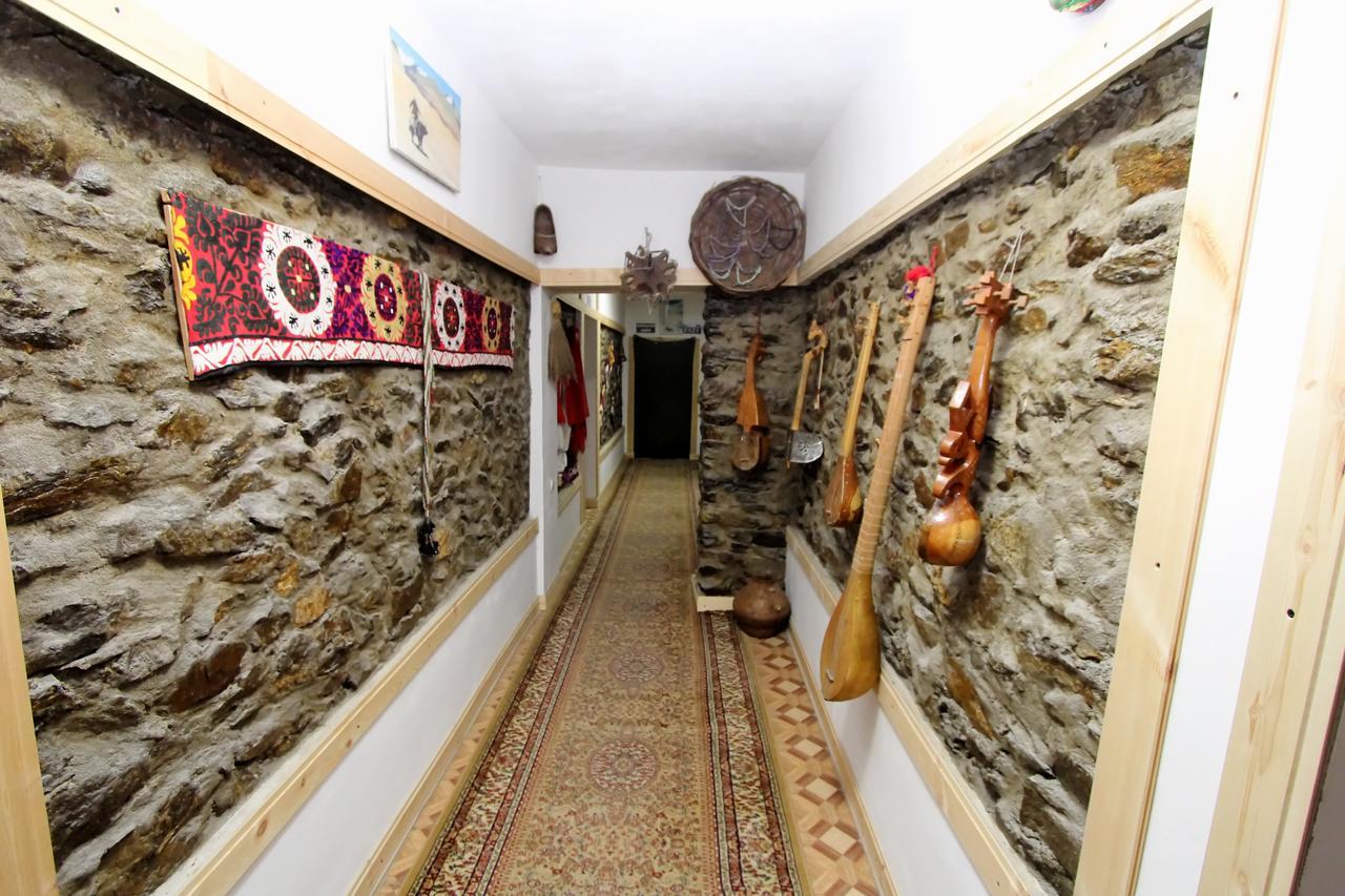 Khorog Lal Hotel المظهر الخارجي الصورة
